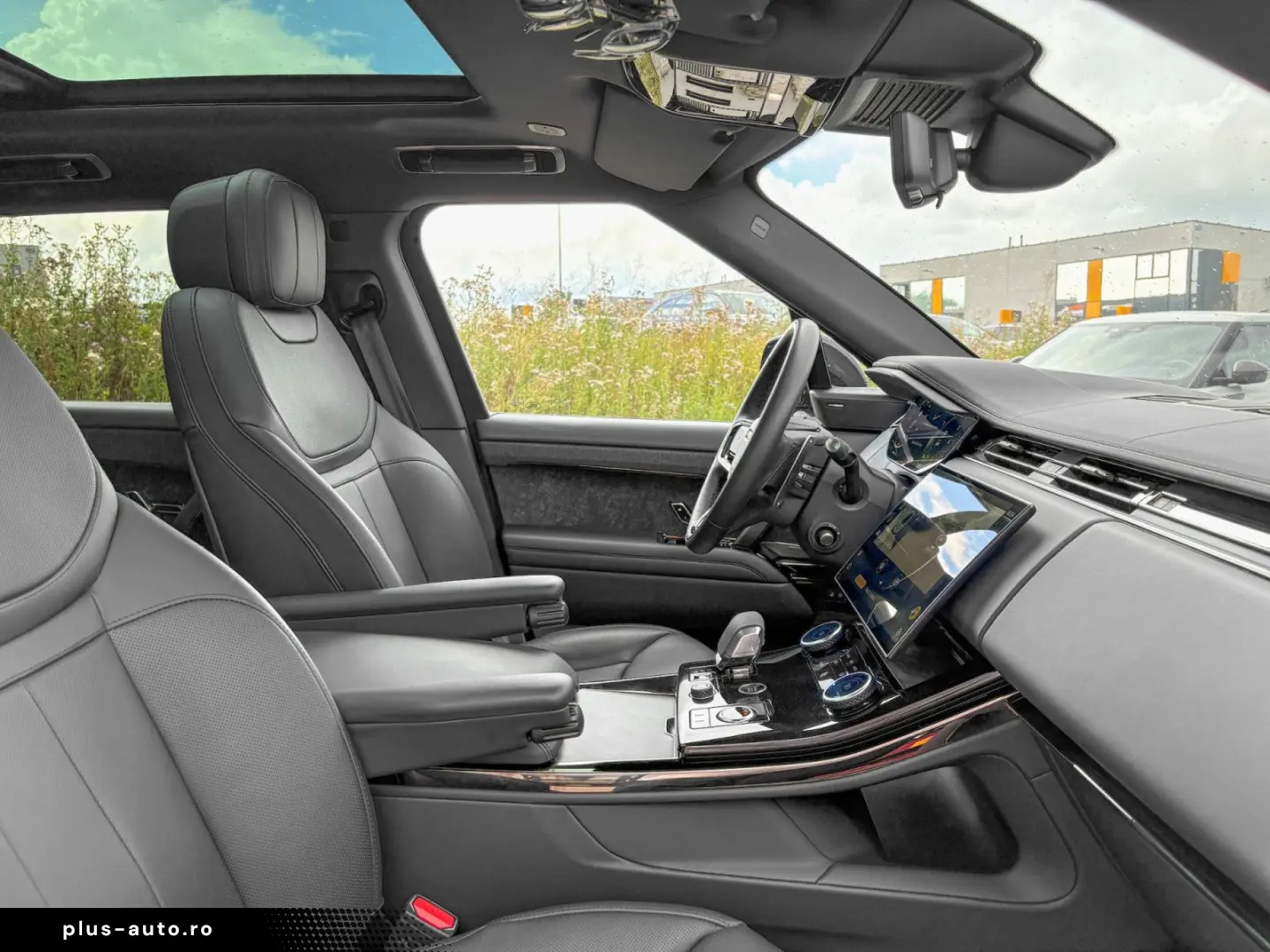 LAND ROVER Range Rover Sport DYNAMIC HSE P440E 22 AHK PANO