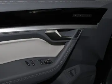 VW Touareg 3.0 TSI eHybrid 4M Elegance IQ.DRIVE PAN