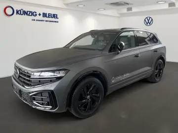 VW Touareg R-Line 3 0 TDI 286 PS Nav Pano StHzg Niv