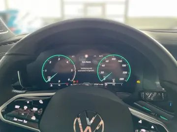 VW Touareg R-Line 3 0 TDI 286 PS Nav Pano StHzg Niv