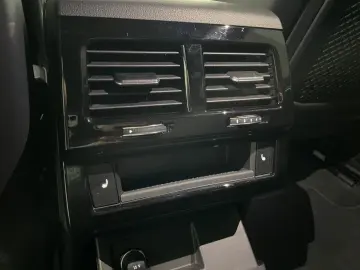 VW Touareg R-Line 3 0 TDI 286 PS Nav Pano StHzg Niv