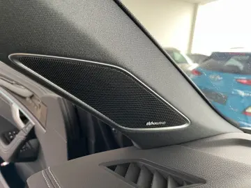 VW Touareg R-Line 3 0 TDI 286 PS Nav Pano StHzg Niv