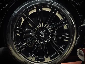 LAND ROVER Range Rover D350 LWB Lang Autobiography 7-SITZER