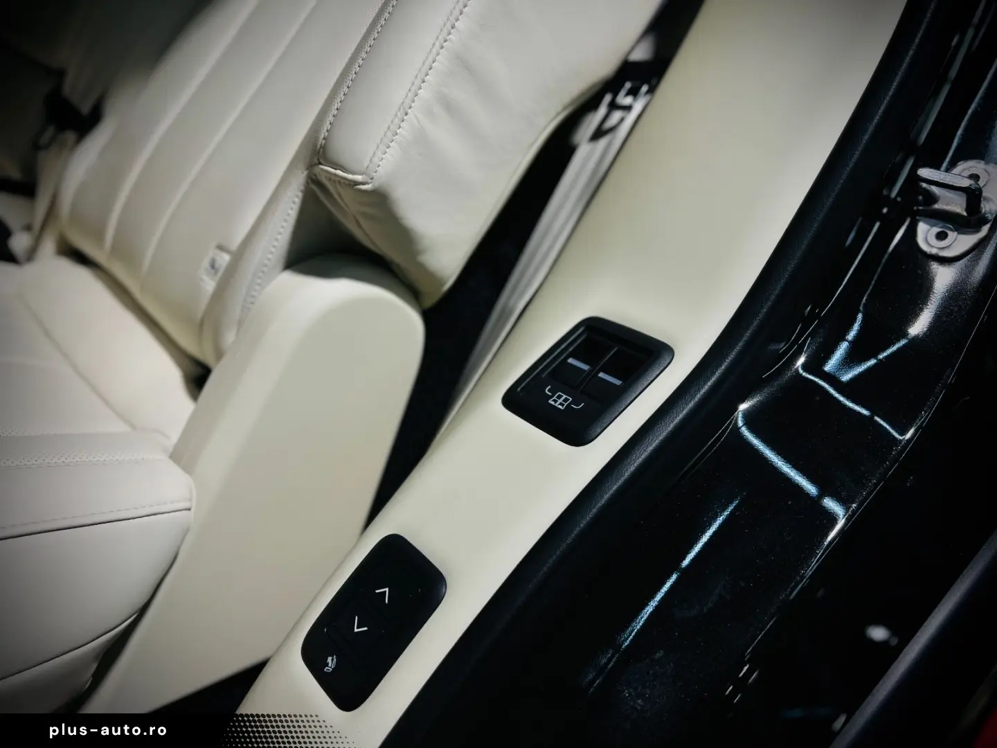 LAND ROVER Range Rover D350 LWB Lang Autobiography 7-SITZER