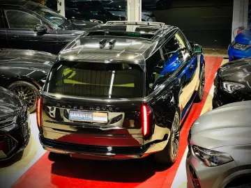 LAND ROVER Range Rover D350 LWB Lang Autobiography 7-SITZER