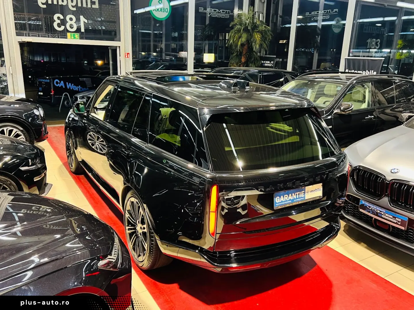 LAND ROVER Range Rover D350 LWB Lang Autobiography 7-SITZER