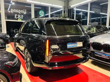 LAND ROVER Range Rover D350 LWB Lang Autobiography 7-SITZER