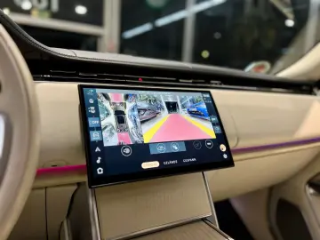 LAND ROVER Range Rover D350 LWB Lang Autobiography 7-SITZER