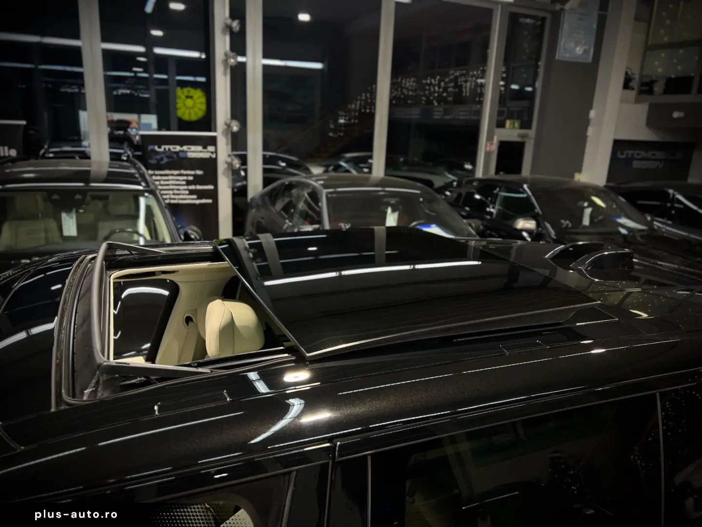 LAND ROVER Range Rover D350 LWB Lang Autobiography 7-SITZER