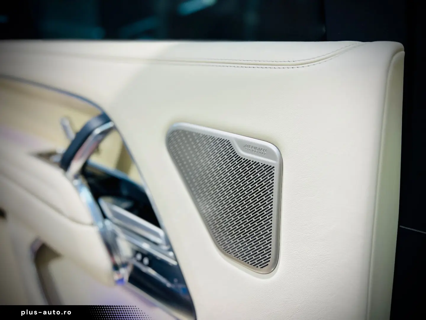 LAND ROVER Range Rover D350 LWB Lang Autobiography 7-SITZER