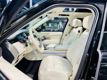 LAND ROVER Range Rover D350 LWB Lang Autobiography 7-SITZER