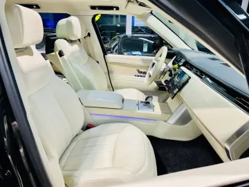 LAND ROVER Range Rover D350 LWB Lang Autobiography 7-SITZER