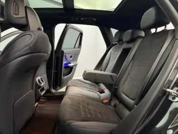 MERCEDES-BENZ GLC 300 de 4M AMG LINE PANO ACC BURM MEMO LED