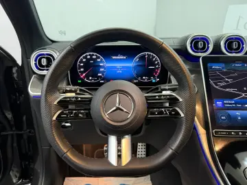 MERCEDES-BENZ GLC 300 de 4M AMG LINE PANO ACC BURM MEMO LED