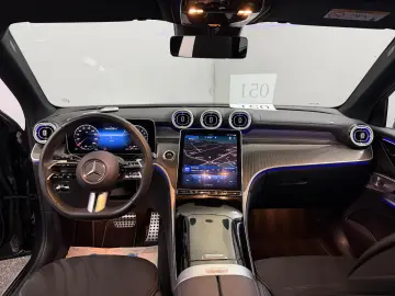 MERCEDES-BENZ GLC 300 de 4M AMG LINE PANO ACC BURM MEMO LED
