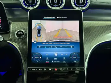 MERCEDES-BENZ GLC 300 de 4M AMG LINE PANO ACC BURM MEMO LED