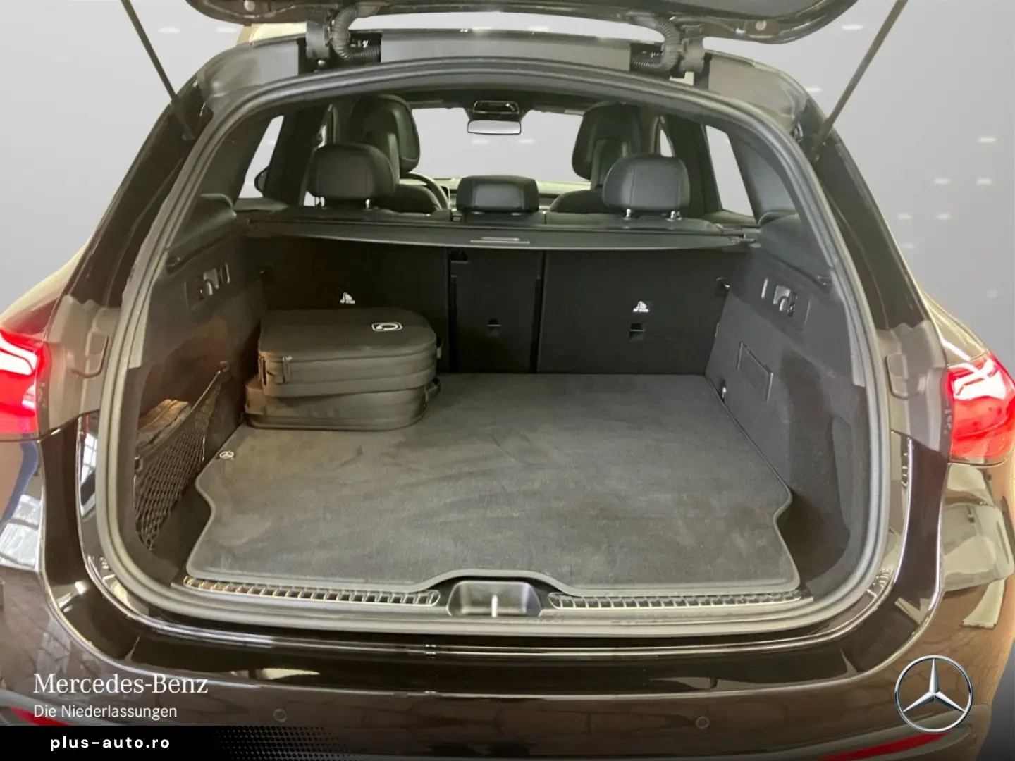 MERCEDES-BENZ GLC 63 S E Perf Prem  DriversP Pano Di&hellip;