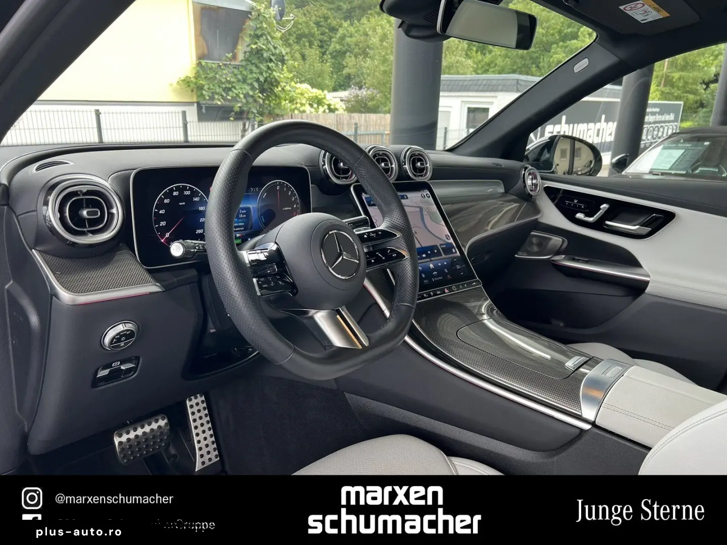 MERCEDES-BENZ GLC 300 de 4M AMG Pano Night Burm3D 36&hellip;