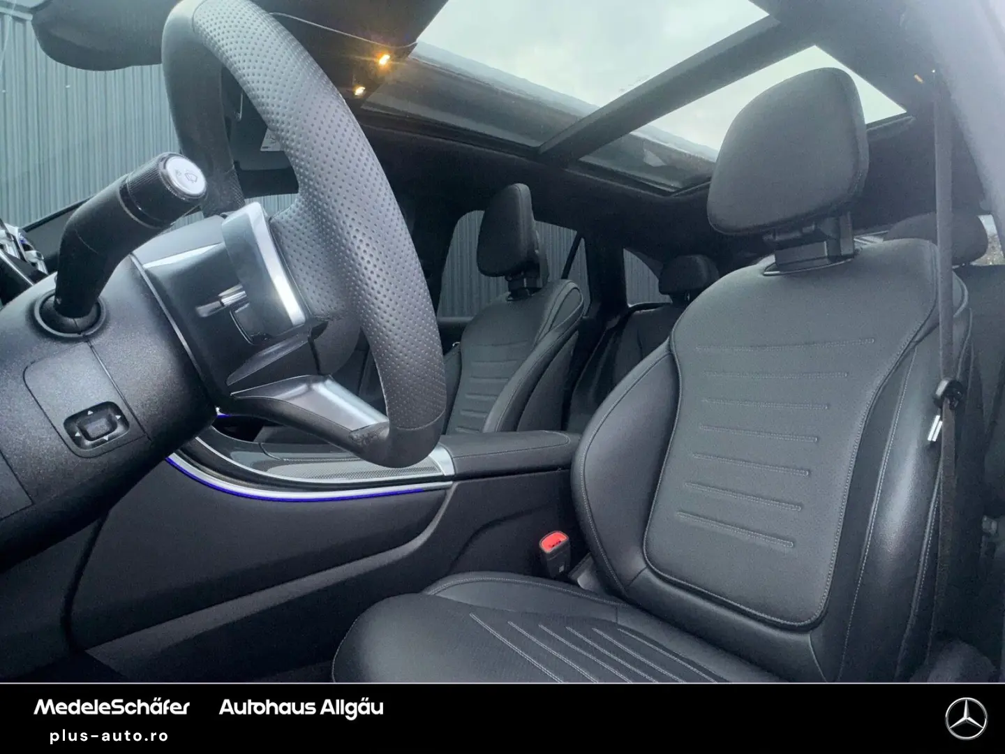 MERCEDES-BENZ GLC 300 e 4M AMG DigLight 360  AHK Pan&hellip;