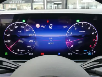 MERCEDES-BENZ GLC 300 Edition AMG 4M   Panorama Dist&hellip;