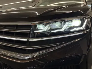 VW Touareg Elegance V6 eHybrid PANO DYNAUDIO HD-MAT