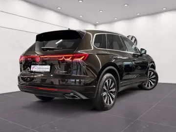 VW Touareg Elegance V6 eHybrid PANO DYNAUDIO HD-MAT
