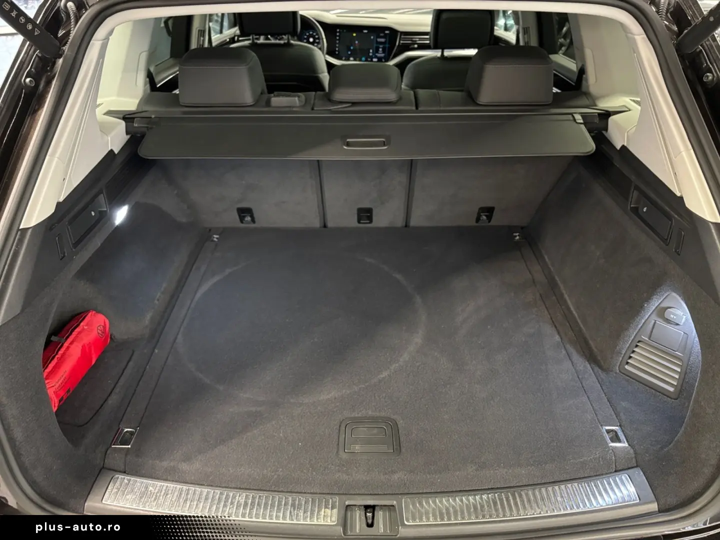 VW Touareg Elegance V6 eHybrid PANO DYNAUDIO HD-MAT