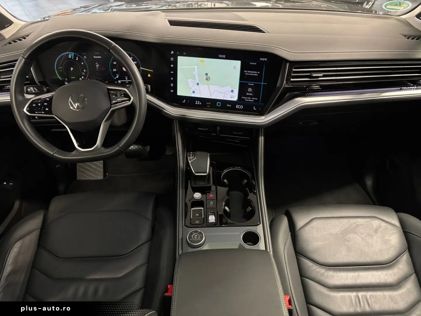 VW Touareg Elegance V6 eHybrid PANO DYNAUDIO HD-MAT