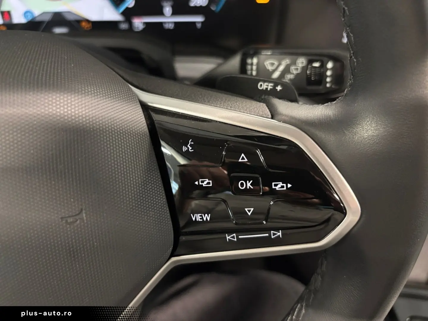 VW Touareg Elegance V6 eHybrid PANO DYNAUDIO HD-MAT