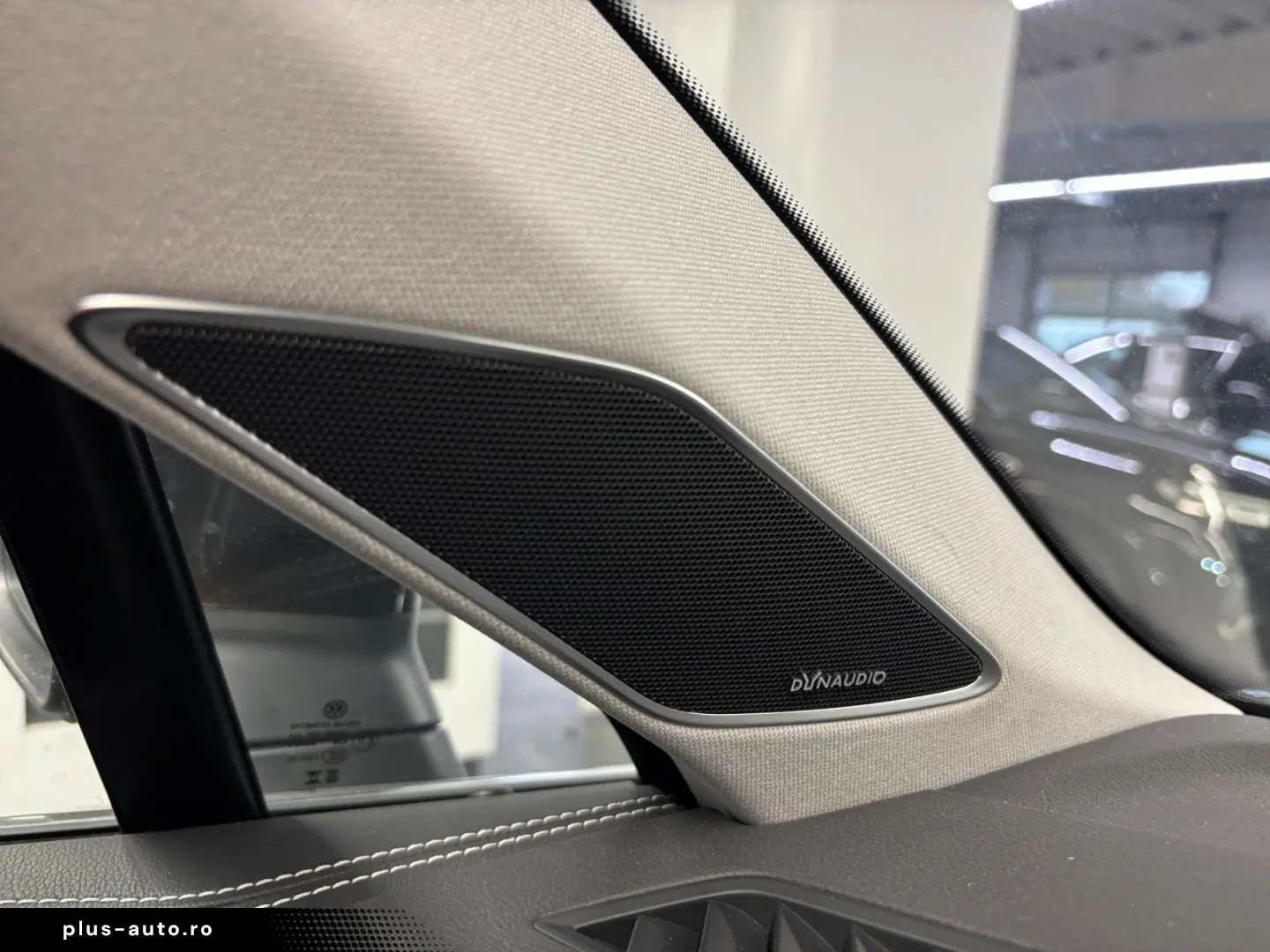 VW Touareg Elegance V6 eHybrid PANO DYNAUDIO HD-MAT