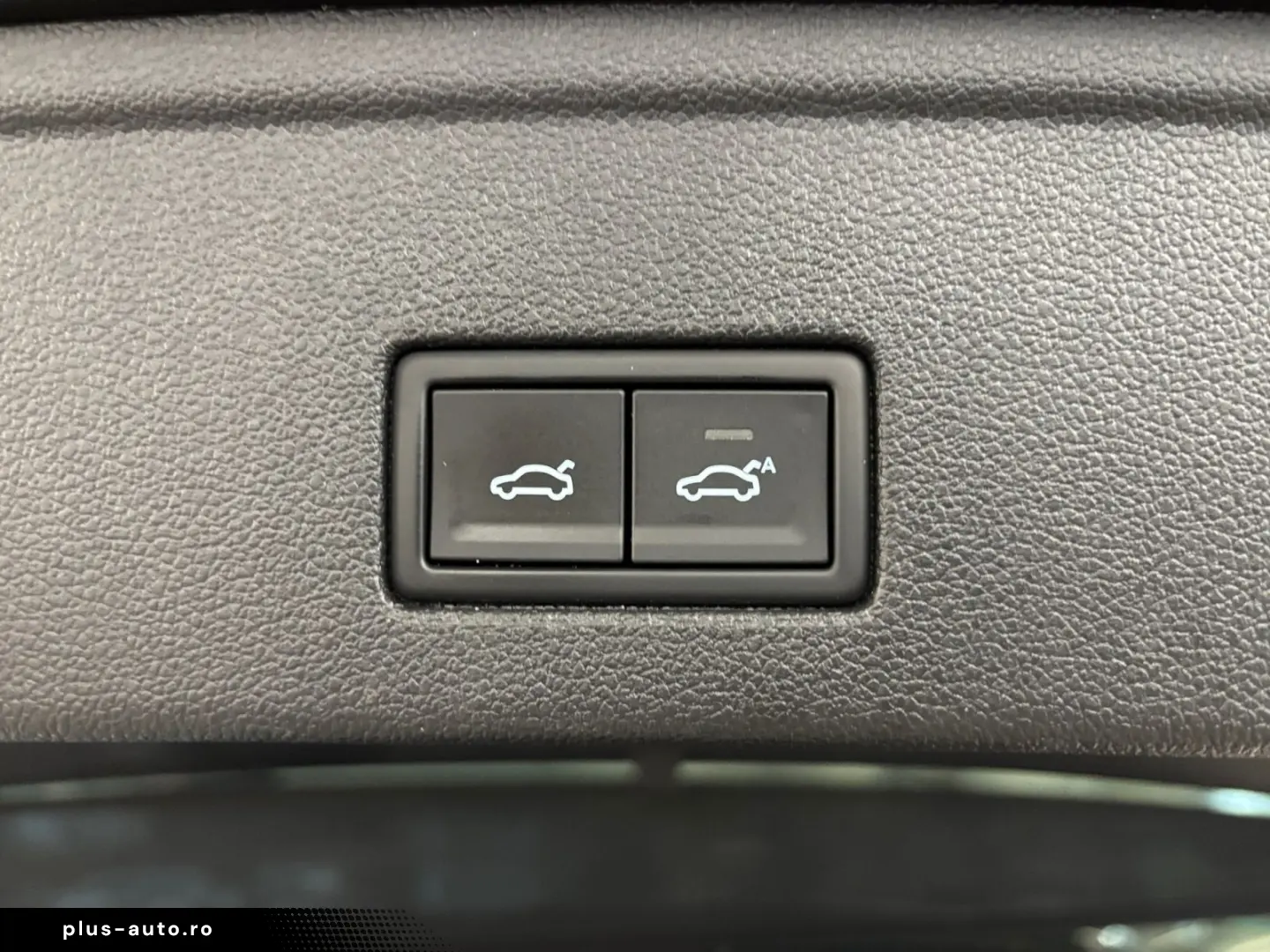 VW Touareg Elegance V6 eHybrid PANO DYNAUDIO HD-MAT