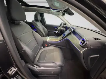 MERCEDES-BENZ GLC 220 d 4M AVANTGARDE PANO 360  TOTW&hellip;