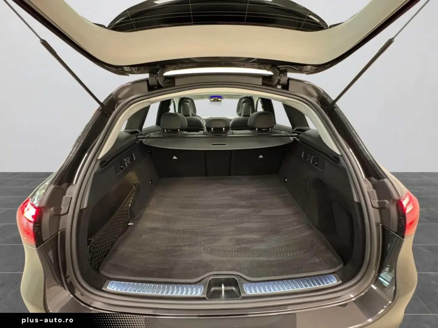 MERCEDES-BENZ GLC 220 d 4M AVANTGARDE PANO 360  TOTW&hellip;