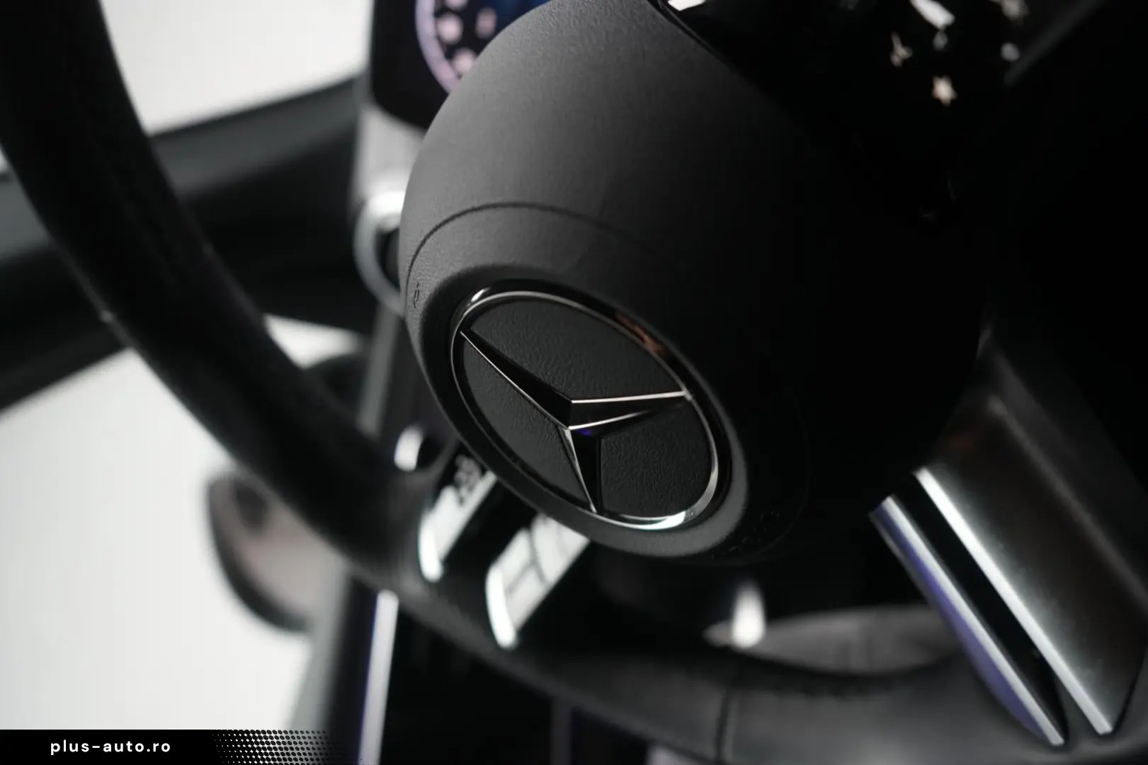 MERCEDES-BENZ GLC 300 d 4Matic 9G-Tronic AMG Distron&hellip;