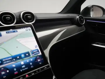 MERCEDES-BENZ GLC 300 d 4Matic 9G-Tronic AMG Distron&hellip;