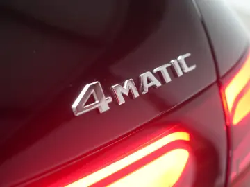 MERCEDES-BENZ GLC 300 d 4Matic 9G-Tronic AMG Distron&hellip;