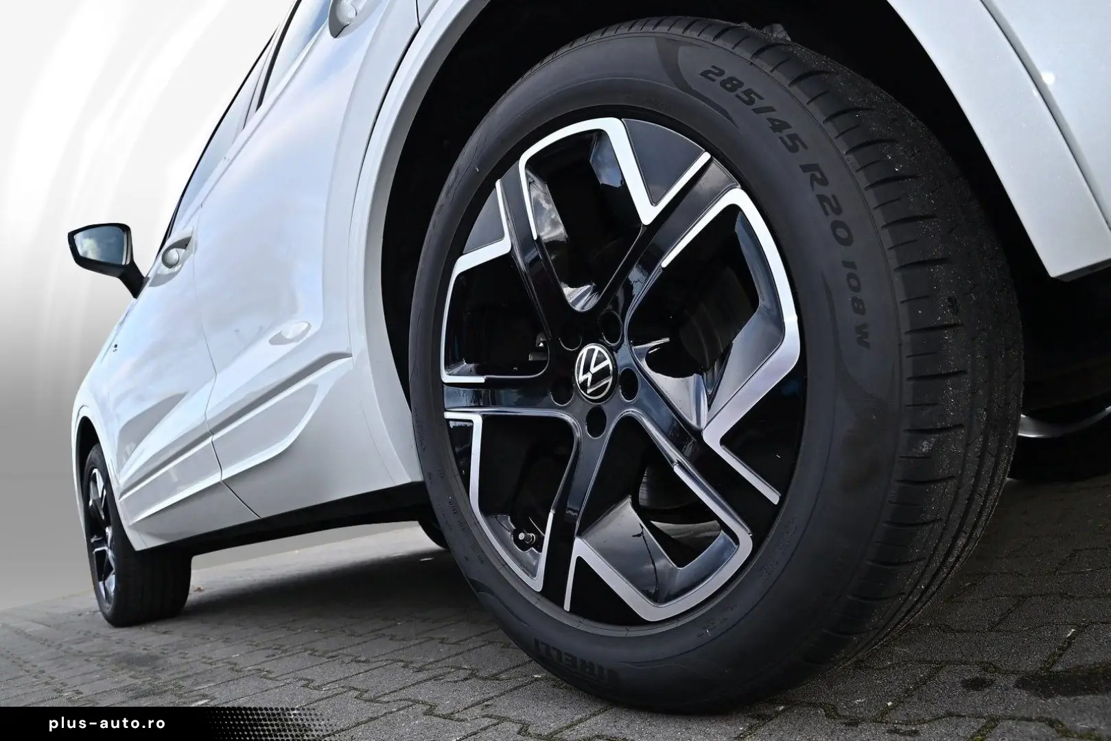 VW Touareg 3.0 TDI 4 Motion tiptronic R-Line Black