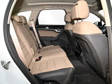 VW Touareg 3.0 TDI 4 Motion tiptronic R-Line Black