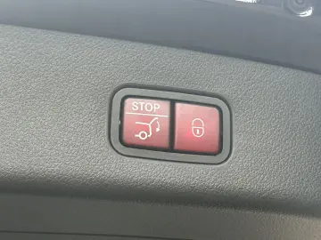 MERCEDES-BENZ GLC 300 d 4M 9G Avantgarde MASSAGE DST&hellip;