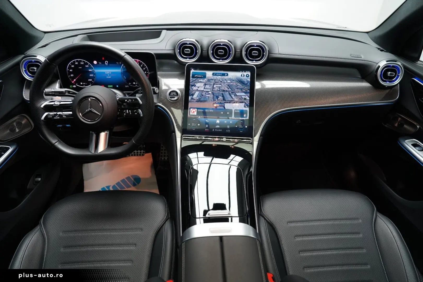 MERCEDES-BENZ GLC300de Coupe 4M 2x AMG PREMIUM PLUS PANO KEY