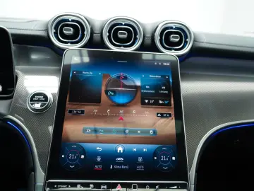 MERCEDES-BENZ GLC300de Coupe 4M 2x AMG PREMIUM PLUS PANO KEY