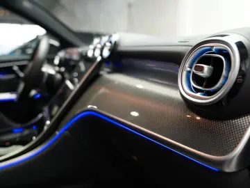 MERCEDES-BENZ GLC300de Coupe 4M 2x AMG PREMIUM PLUS PANO KEY