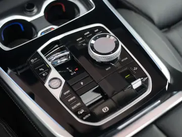 BMW X5 50e xDrive   M Sport Pro - AHK - SoftClose