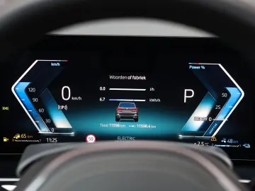 BMW X5 50e xDrive   M Sport Pro - AHK - SoftClose