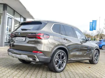 BMW X5 xDrive50e Pano DA Prof. AHK Soft-Close 21