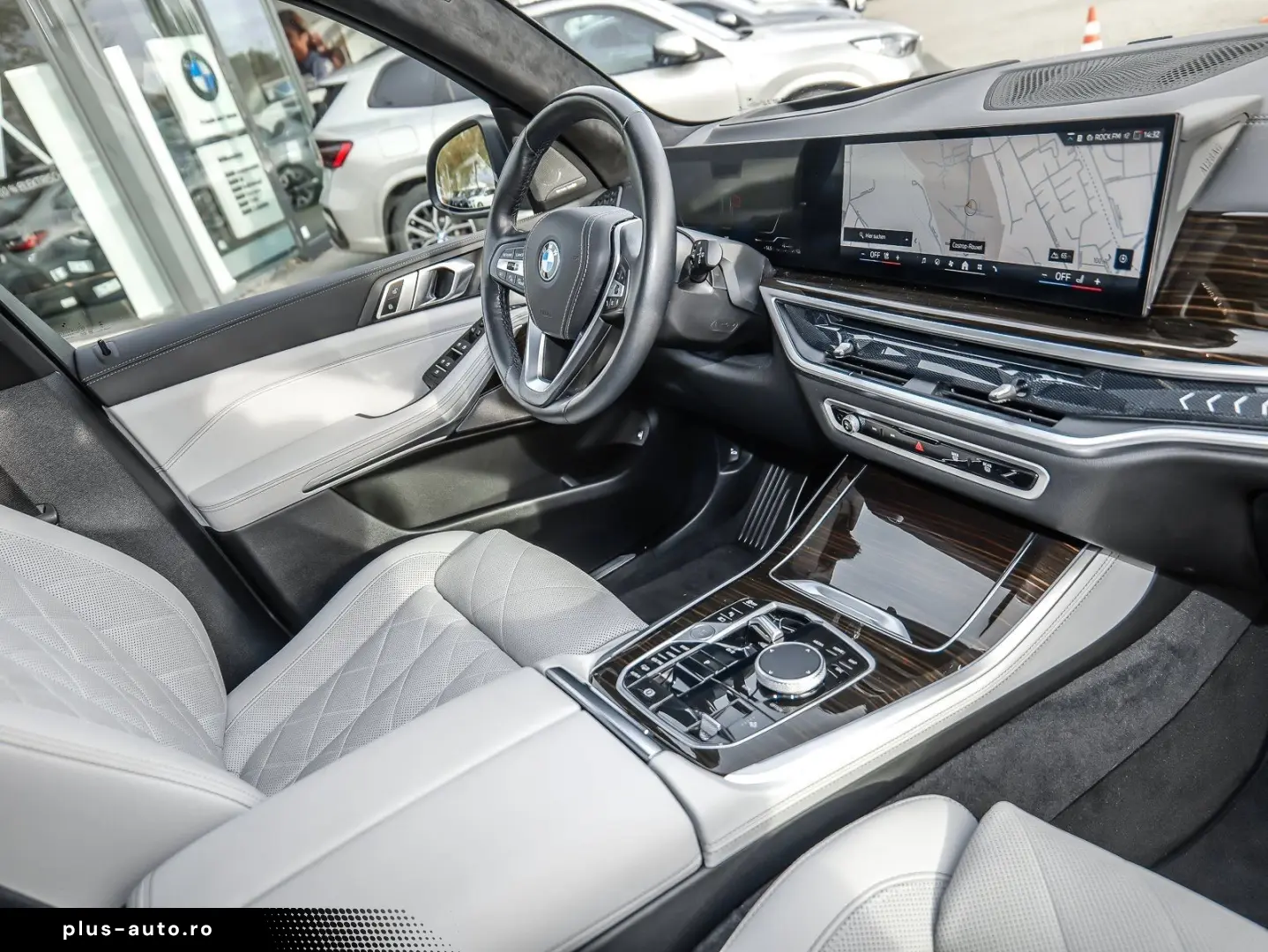 BMW X5 xDrive50e Pano DA Prof. AHK Soft-Close 21