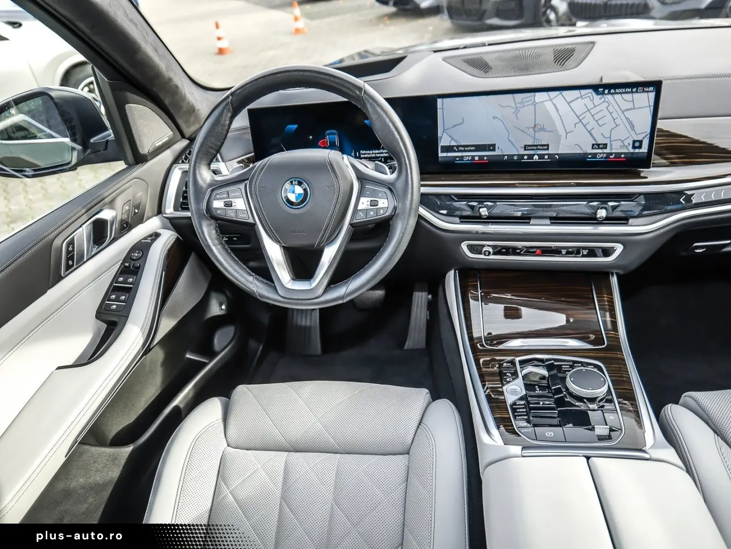 BMW X5 xDrive50e Pano DA Prof. AHK Soft-Close 21