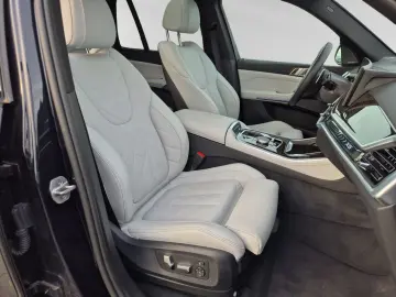 BMW X5 xDrive50e M Sport AHK Pano LCProf. Head-Up