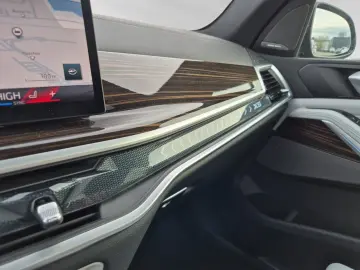 BMW X5 xDrive50e M Sport AHK Pano LCProf. Head-Up