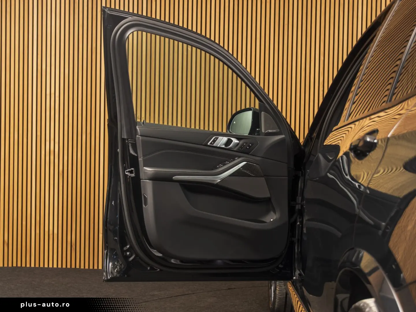 BMW X5 Xdrive50e M-SPORT-MASSAGE-TOWB-22 -CARBON